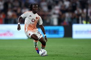 全程赛事-米体：24岁的科内比卢克曼年轻3岁，橡树非常重视未来转售价值