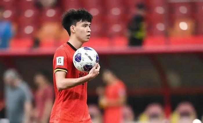 全程赛事-19岁新星独造7球破局！王钰栋照亮国足未来“发光”新可能