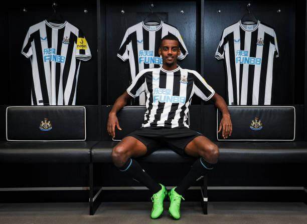 1661561419531018209.jpg 1418194890-612x612.jpg